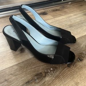 Ellen Tracy, black sturdy block heels, size 8.5 leather upper